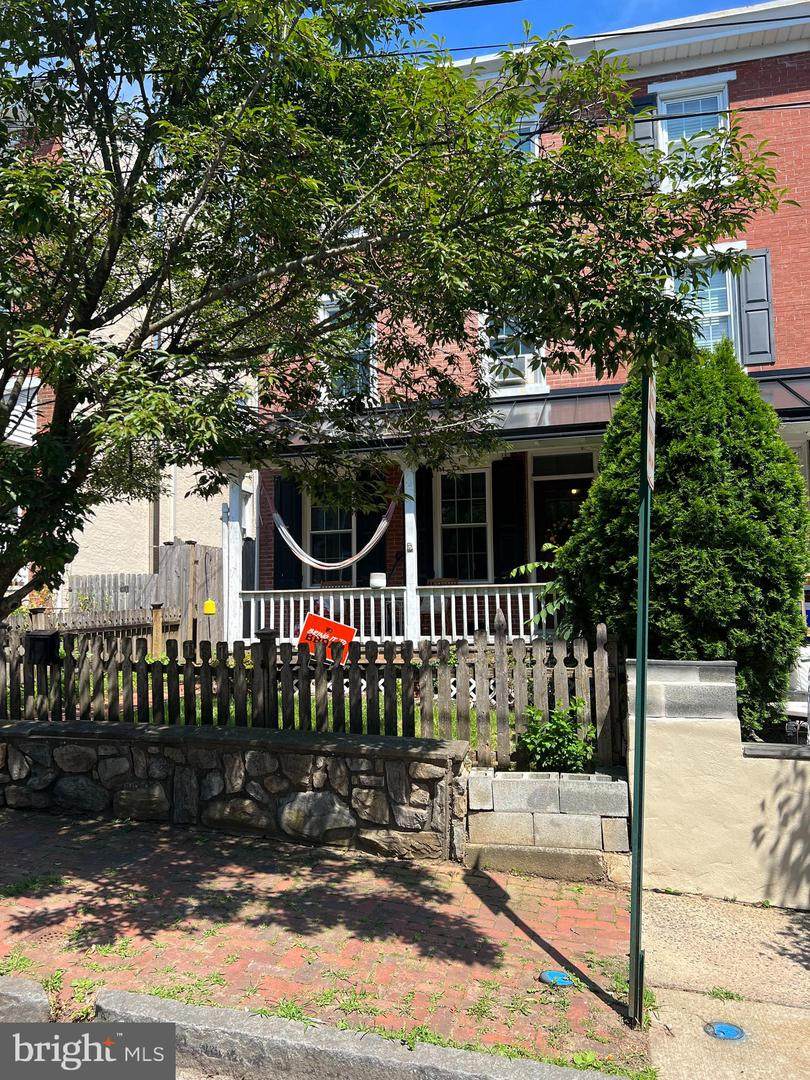 131 Union Street - Photo 1