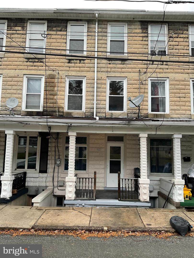 449 Arlington Street - Photo 1