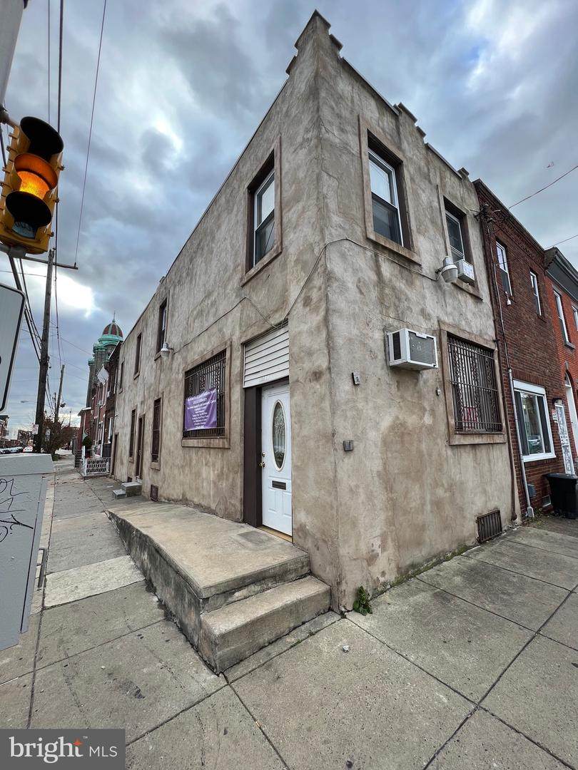 1700 Tasker Street - Photo 1