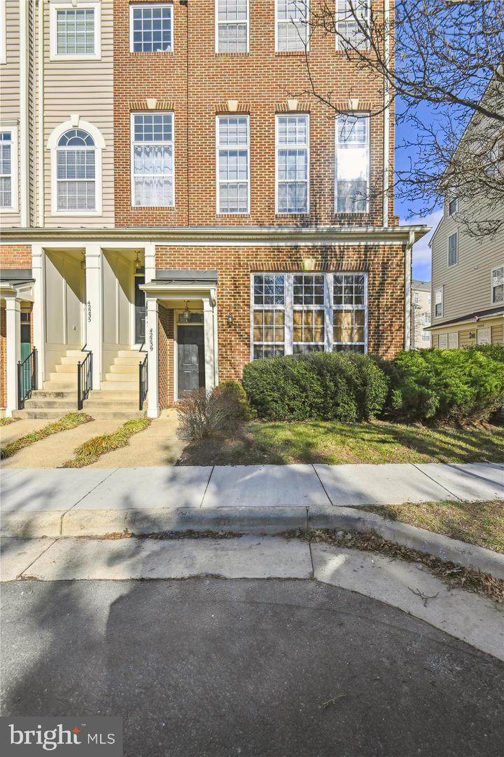 42239 Terrazzo Terrace - Photo 1