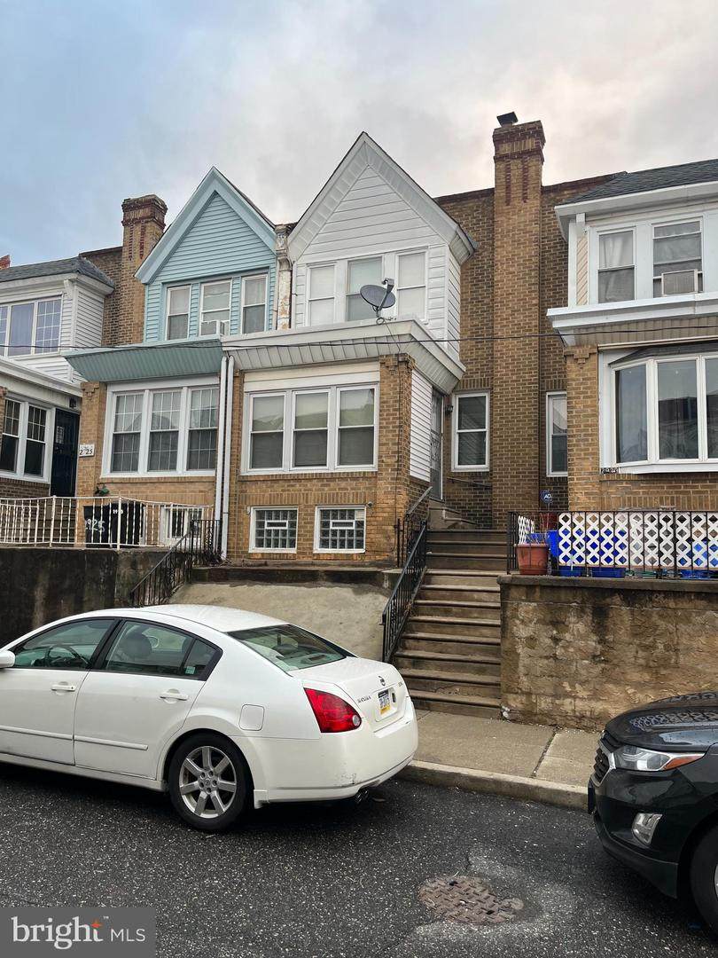 2927 Hale Street - Photo 1