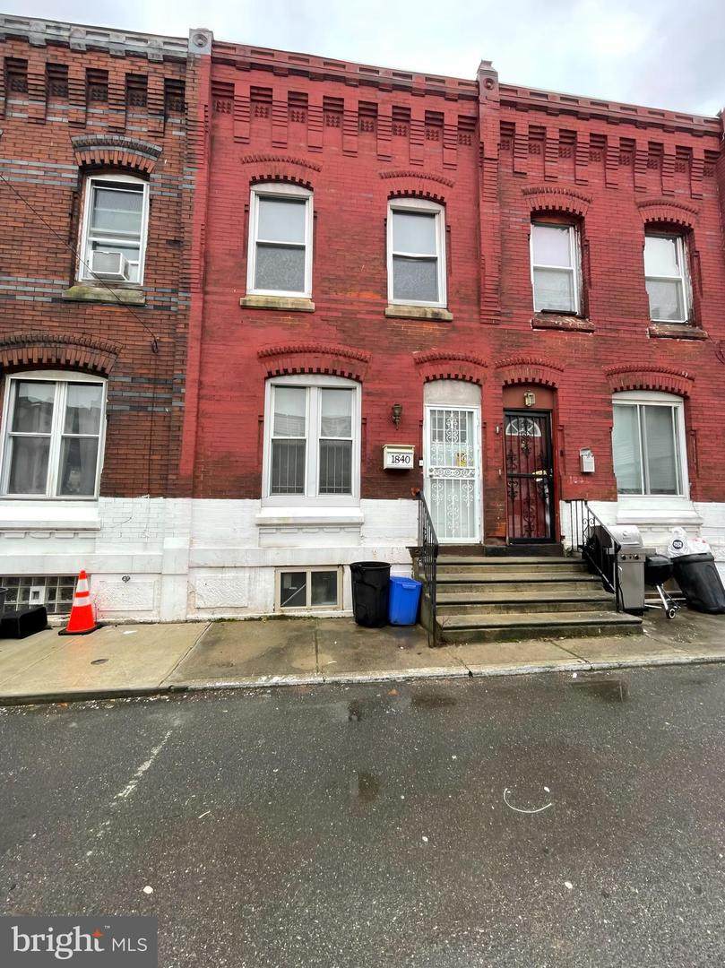 1840 Seybert Street - Photo 1