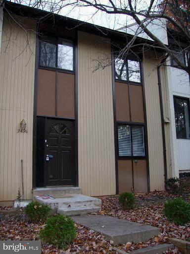 2436 Cloudcroft Square - Photo 1