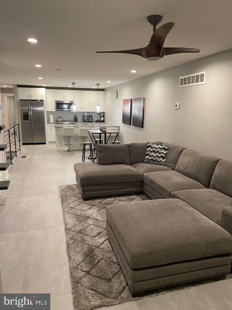 1747 Marshall Street - Photo 1