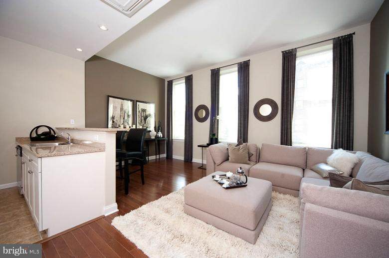 1201 Charles Street - Photo 1