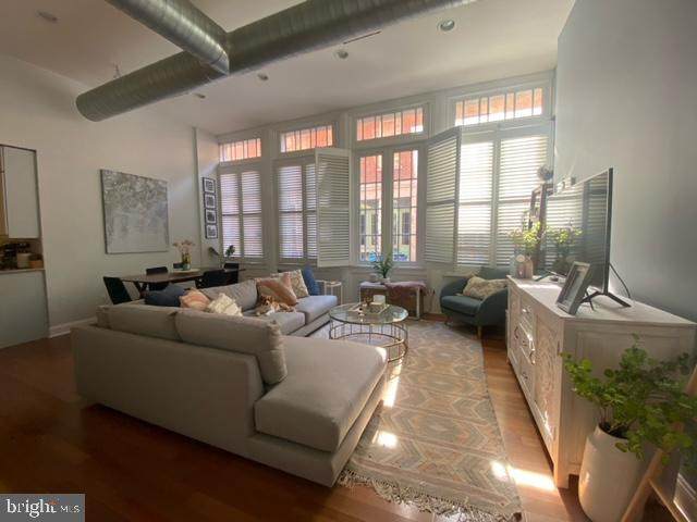 6--10 Strawberry Street - Photo 1