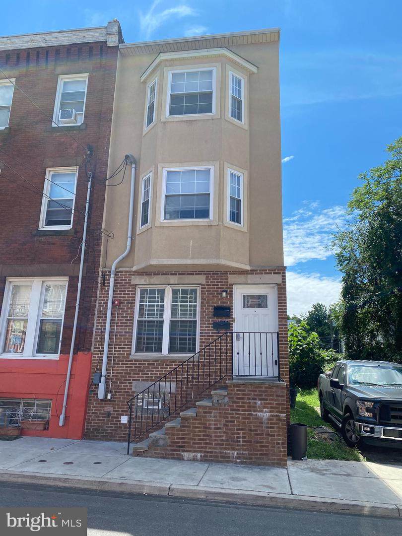 1734 Monument Street - Photo 1