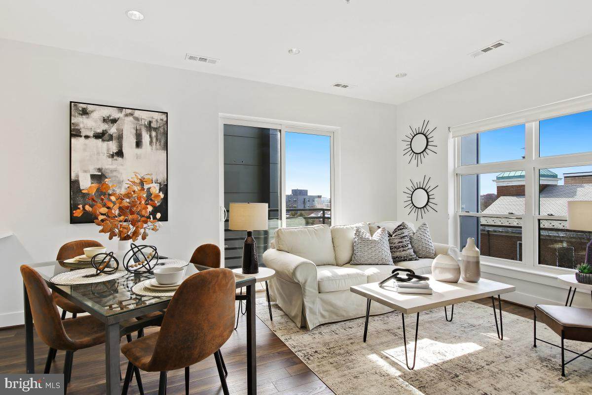 1111 Orren Street - Photo 1