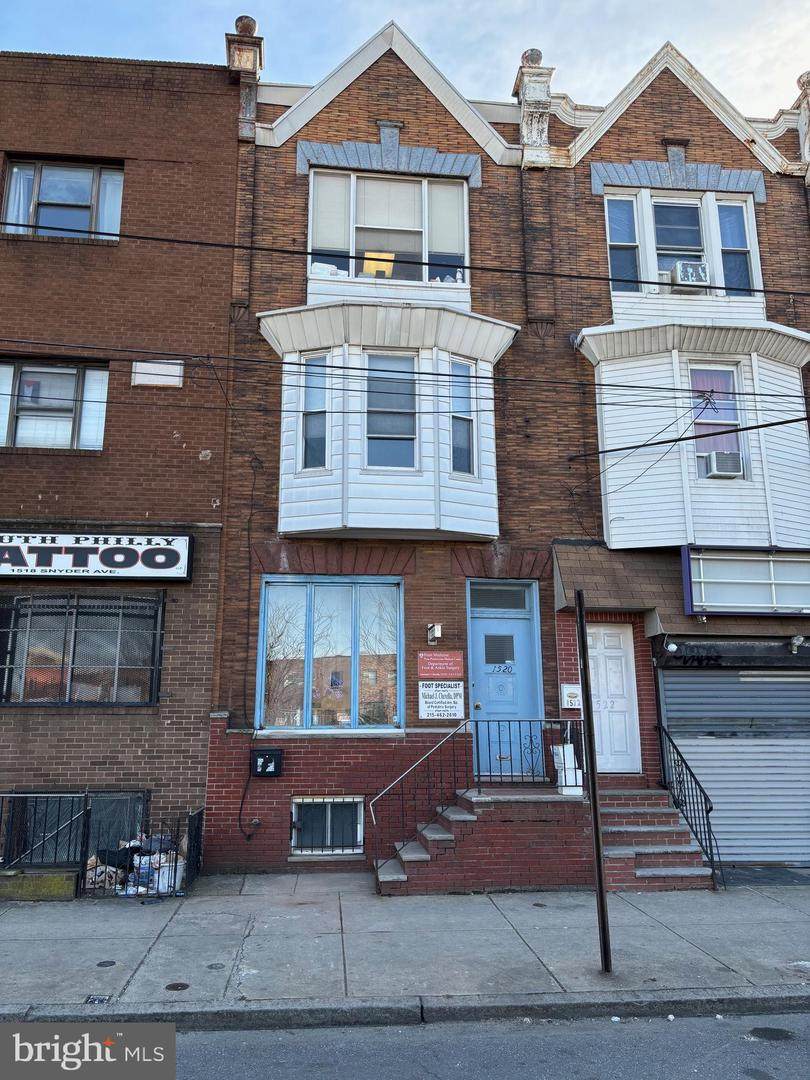 1520 Snyder Avenue - Photo 1
