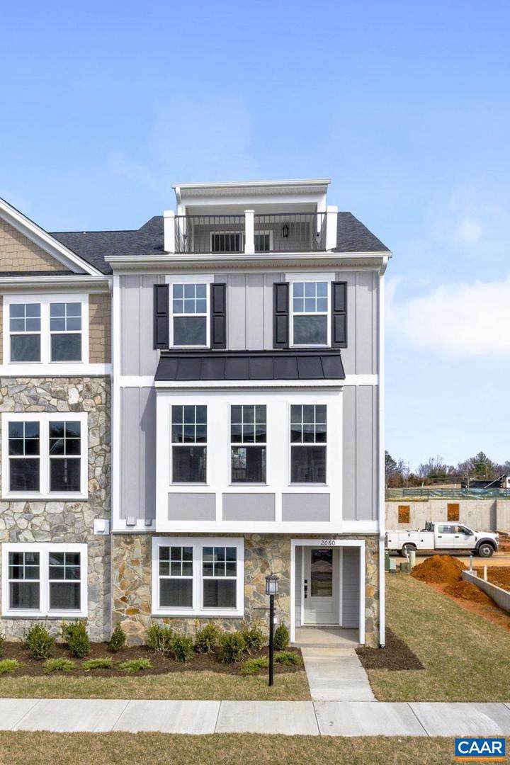 2060 Meyers Way - Photo 1