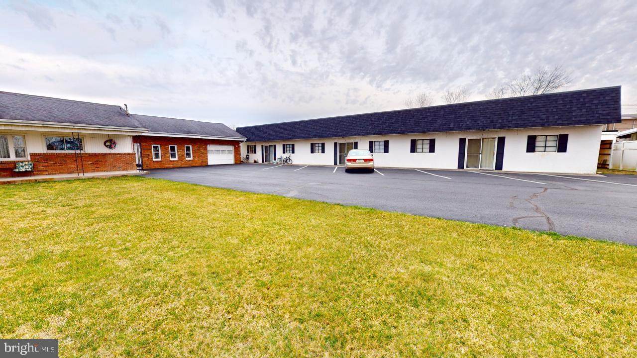 10069 Frankfort Highway - Photo 1