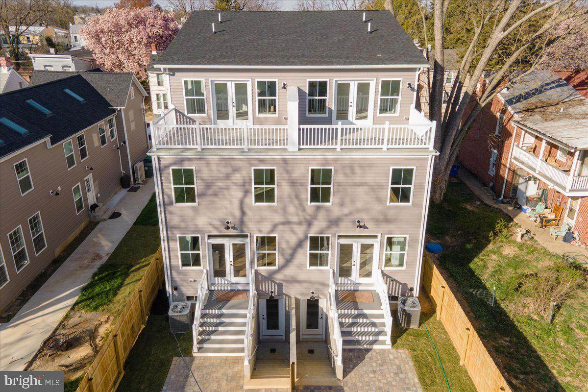 362-B Madison Street - Photo 1