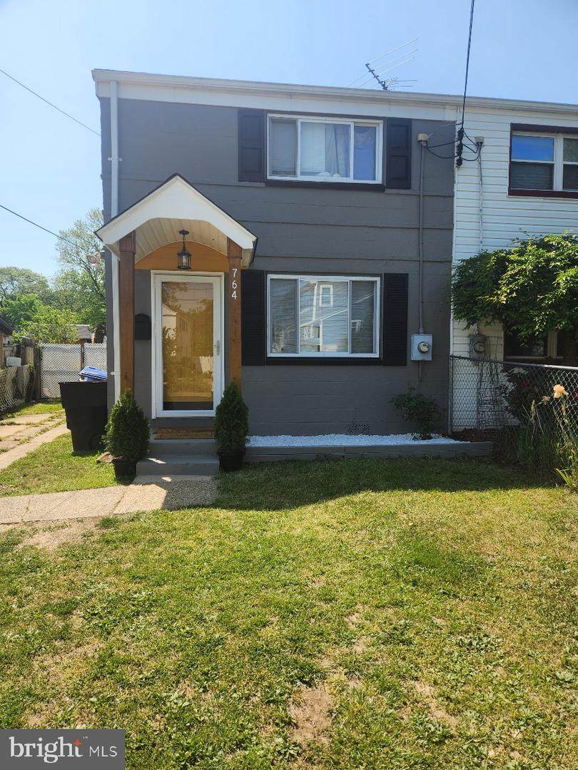 764 Jefferson Street - Photo 1