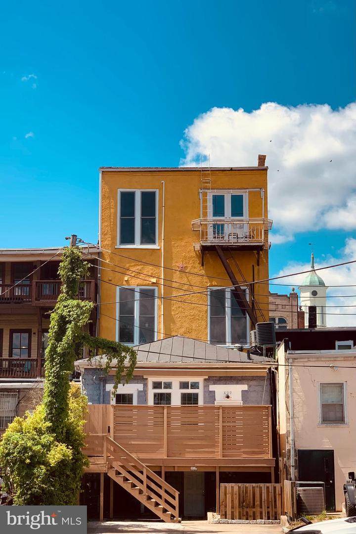 809 Caroline Street - Photo 1