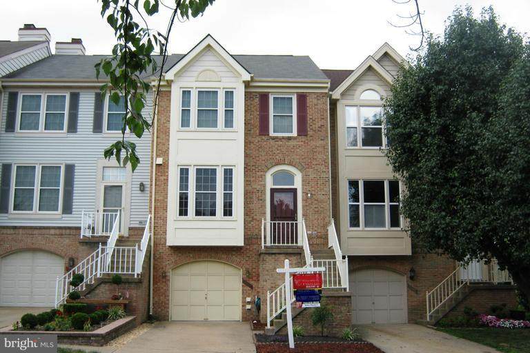 8024 Hilliard Drive - Photo 1