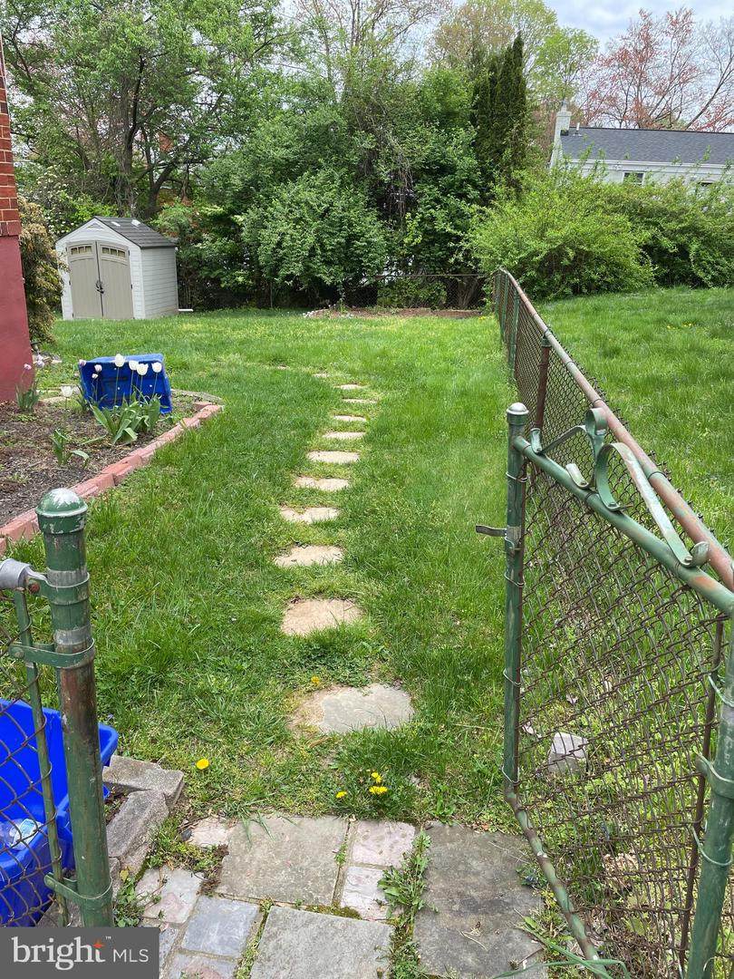 11425 Schuylkill Road - Photo 1