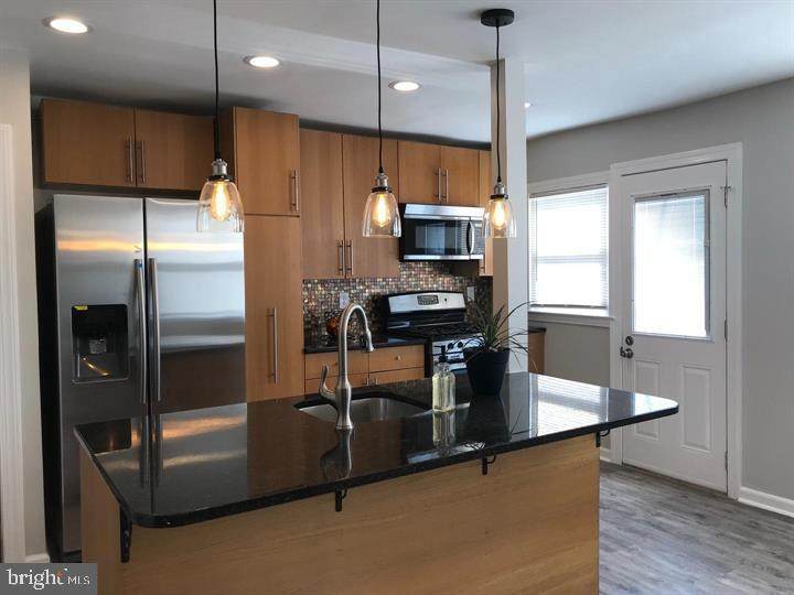 1003 Lake Avenue - Photo 1