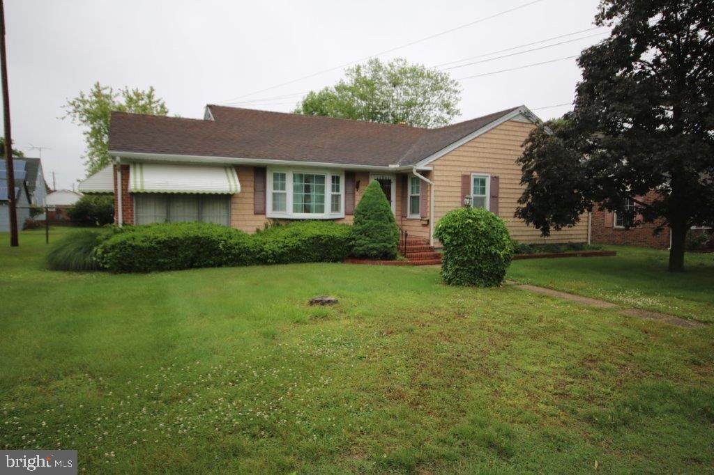 902 Talisman Lane - Photo 1