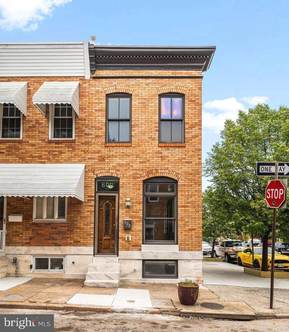 600 Curley Street - Photo 1