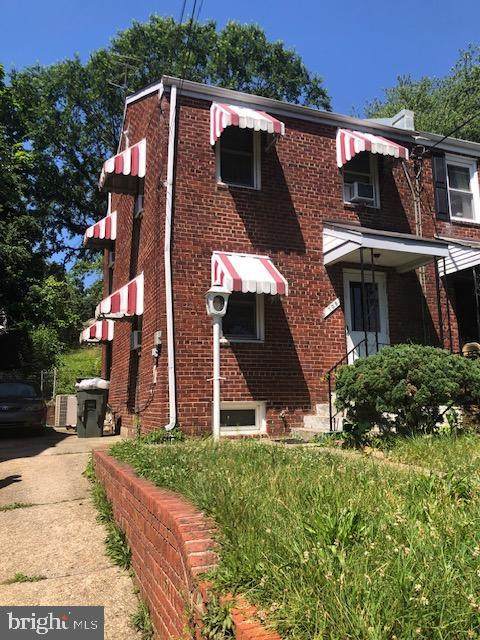 709 Adrian Street - Photo 1