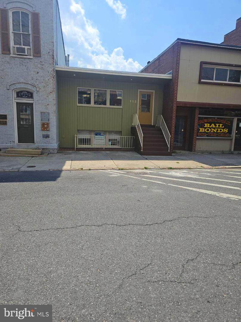 113 Centre Street - Photo 1