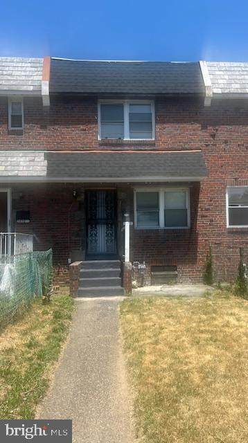 1572 Park Boulevard - Photo 1