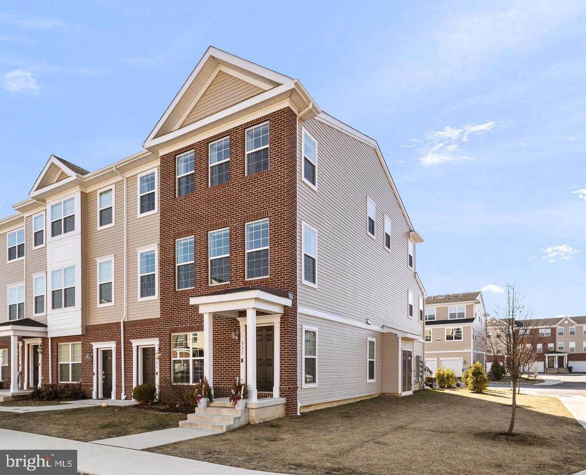 327 Kramer Court - Photo 1