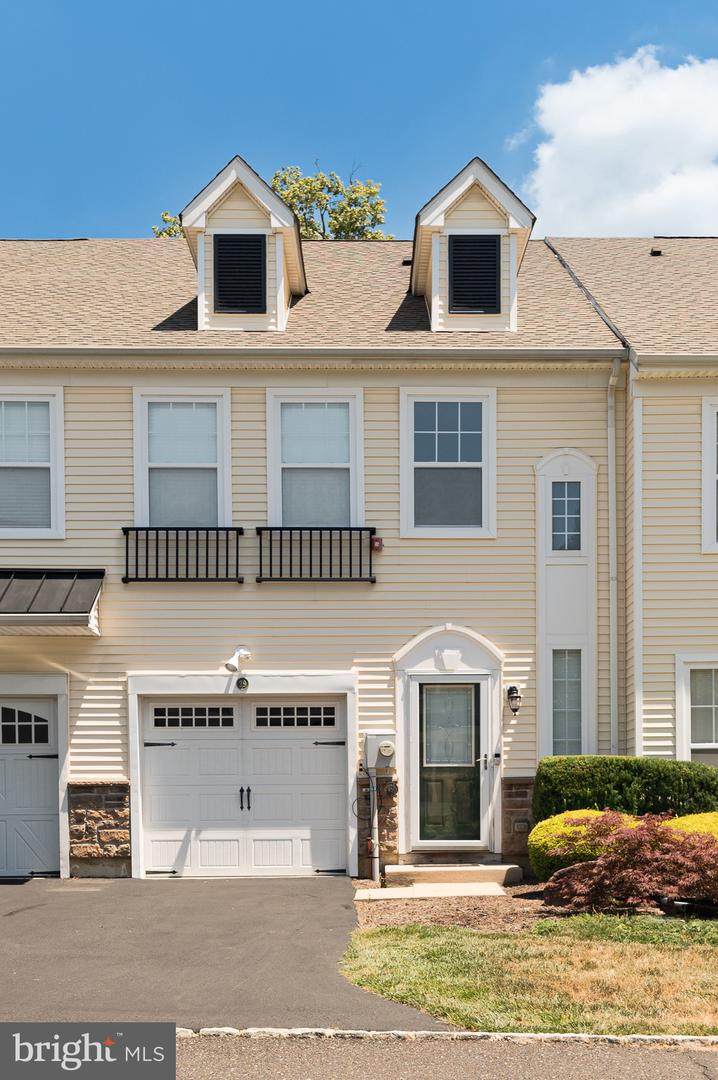 29 Old Cedarbrook Road - Photo 1