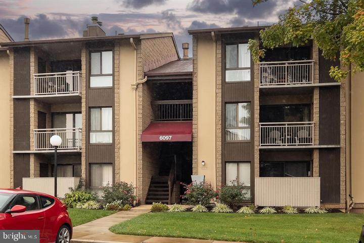 6097 Majors Lane - Photo 1