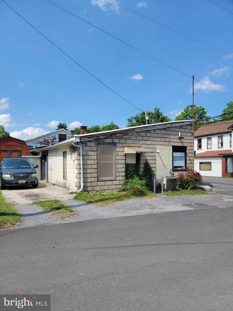 10101 Hummingbird Street - Photo 1