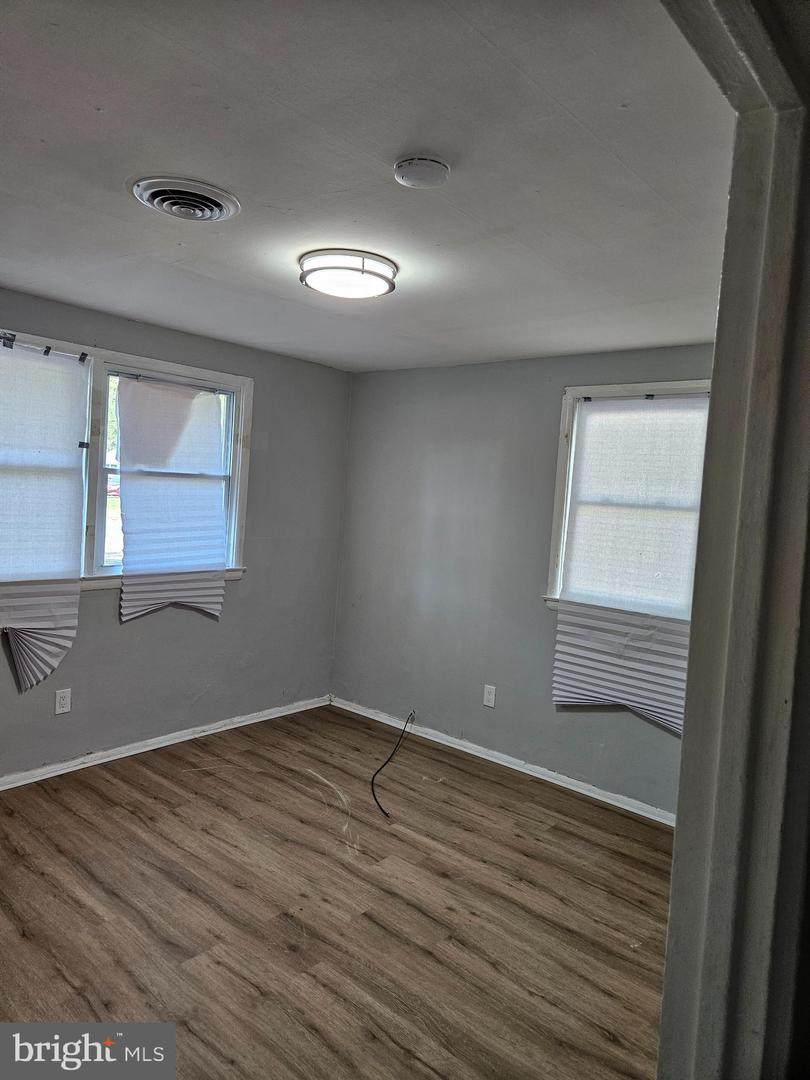 213 Norcross Lane - Photo 1
