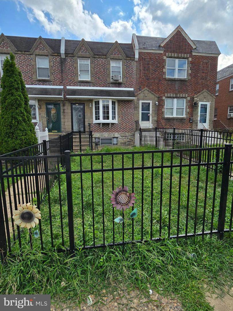 2930 Lardner Street - Photo 1
