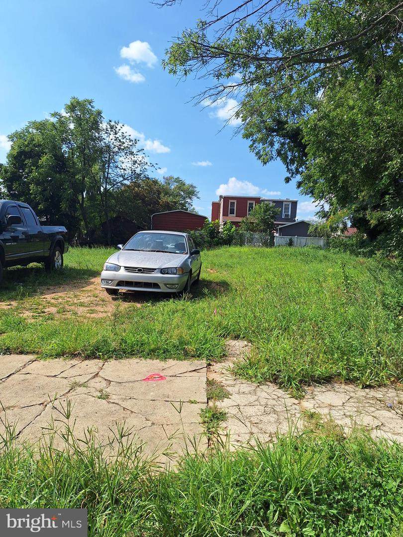 2733 Sherman Avenue - Photo 1