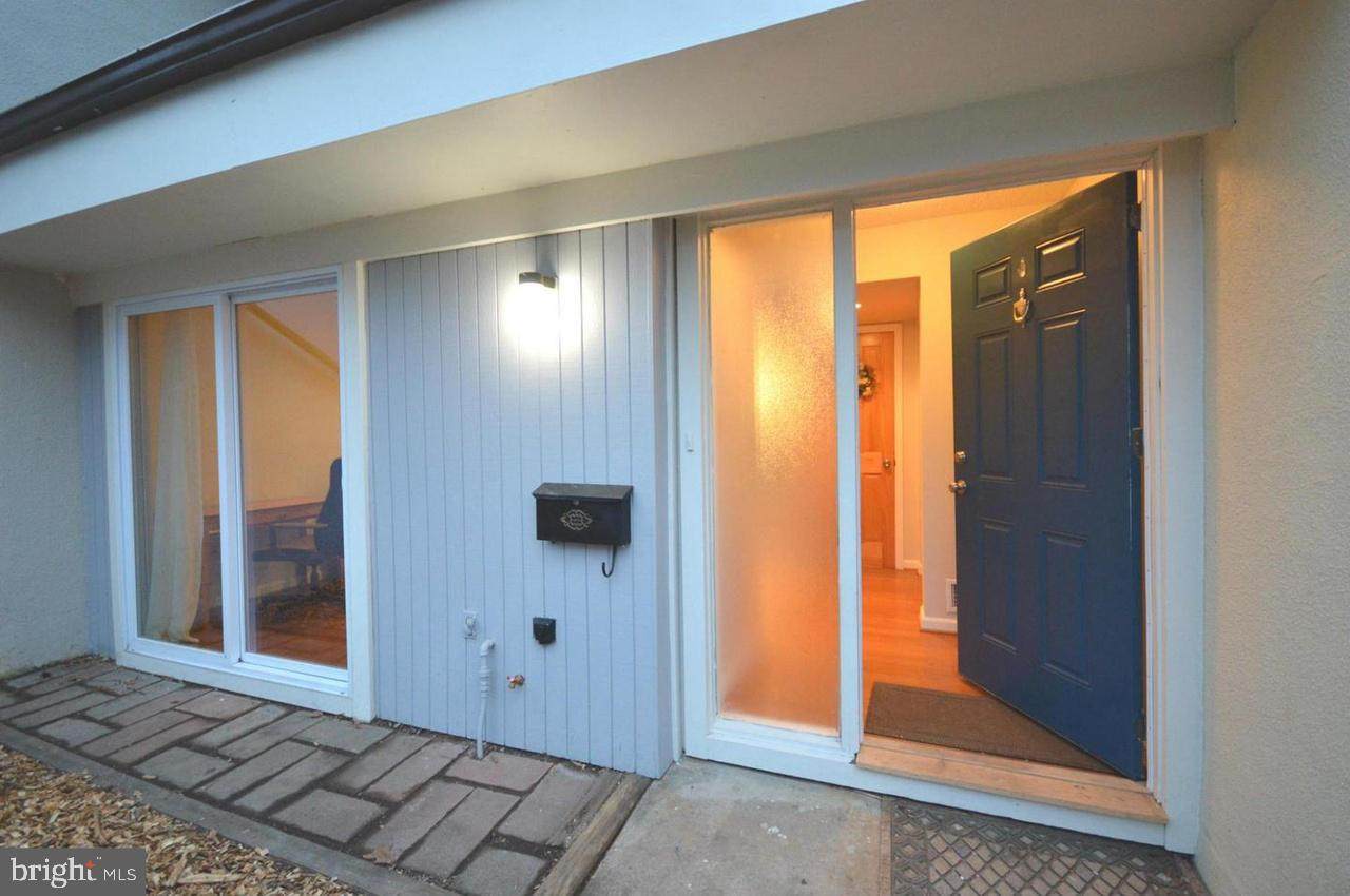 2366 Southgate Square - Photo 1