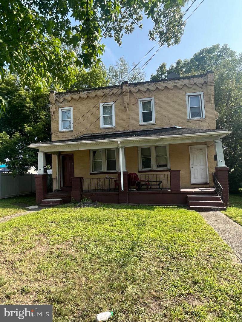 12 Charleston Avenue - Photo 1