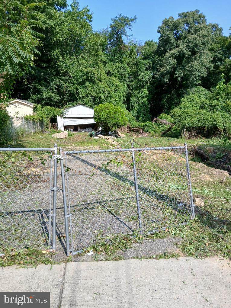 617 Balboa Avenue - Photo 1