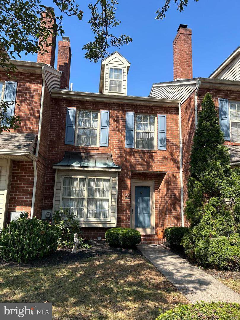 700 Farmington Avenue - Photo 1