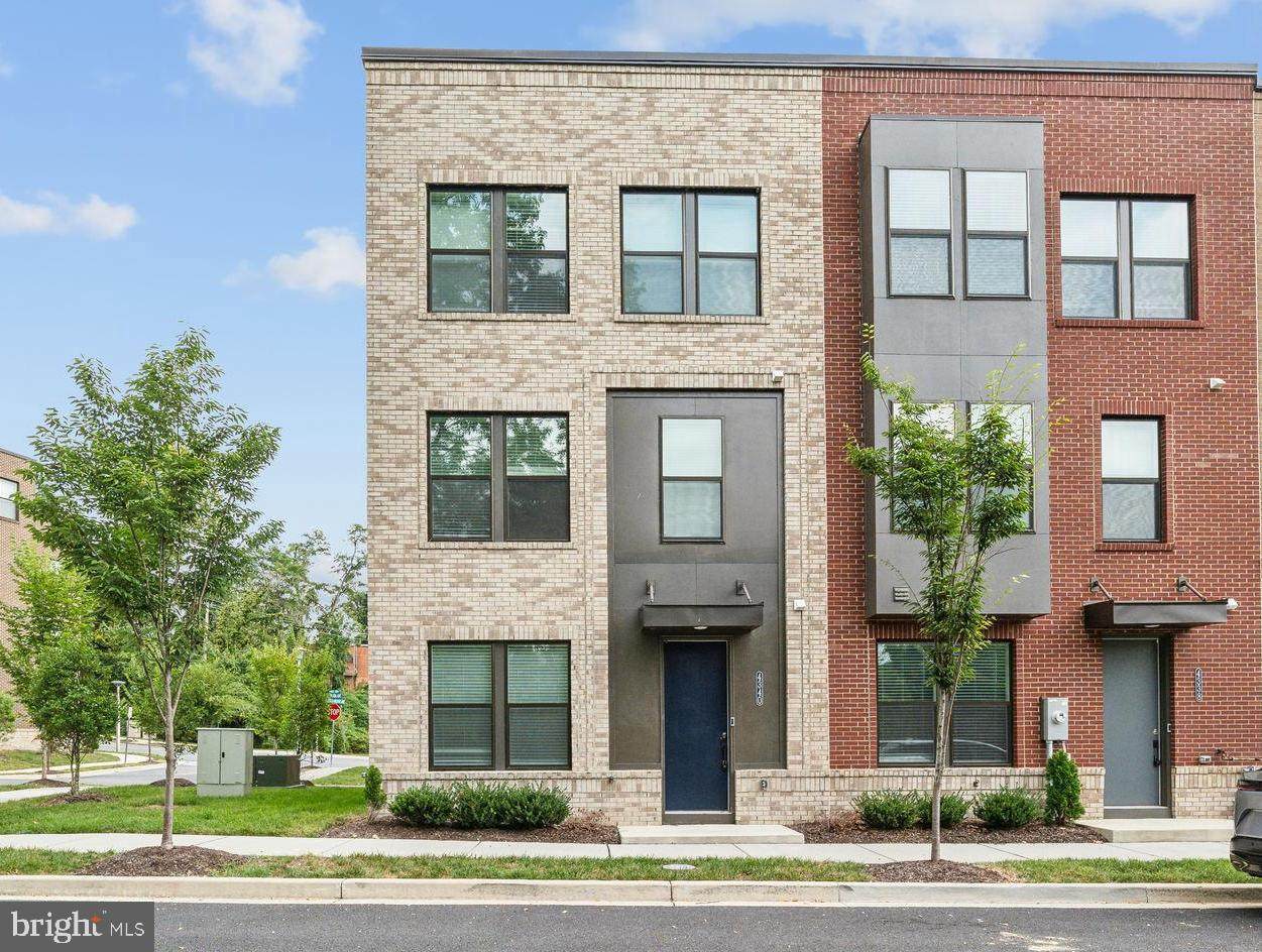 4340 Roland Heights Avenue - Photo 1