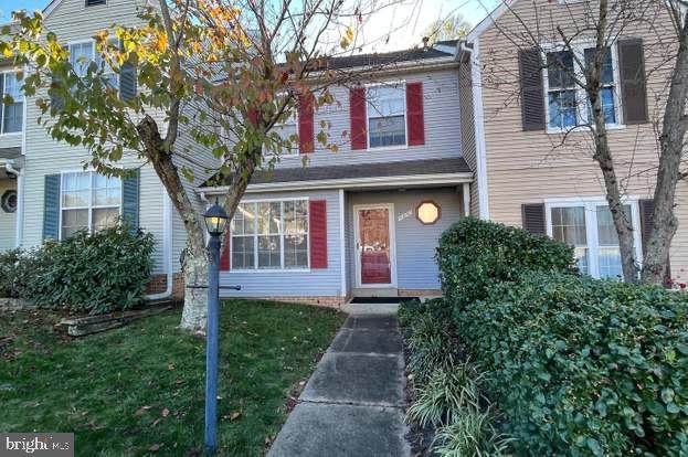 104 Heritage Commons Drive - Photo 1