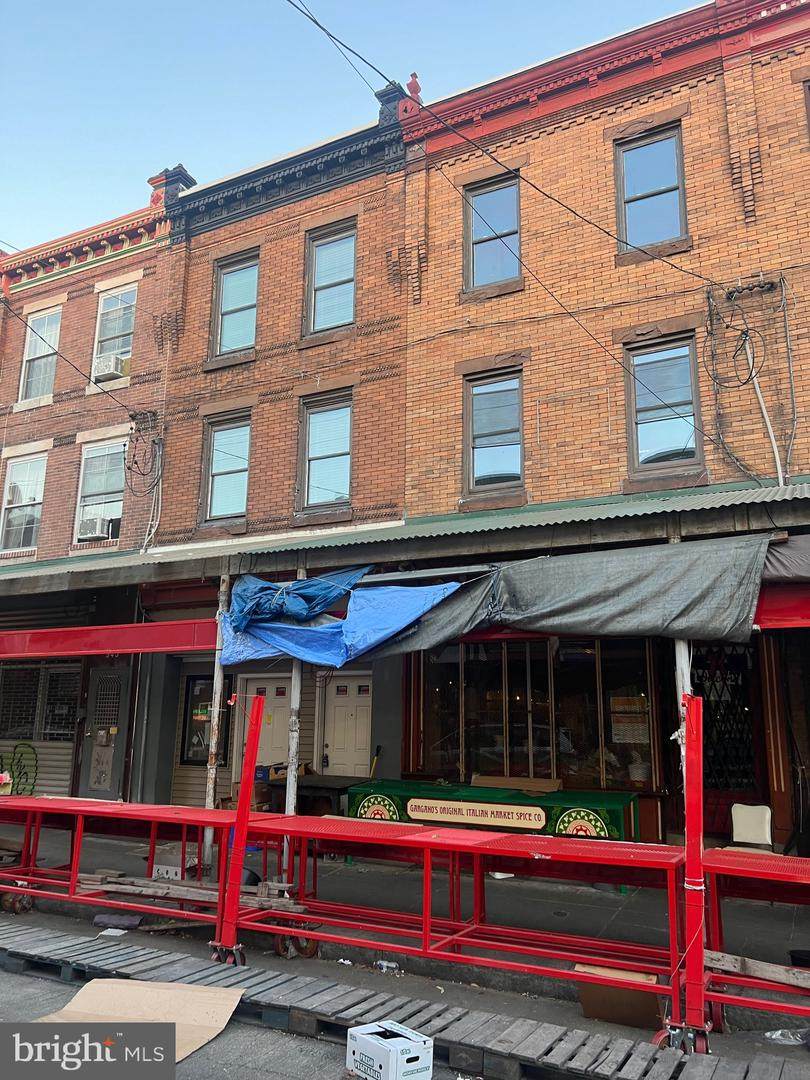 947 9TH Street - Photo 1