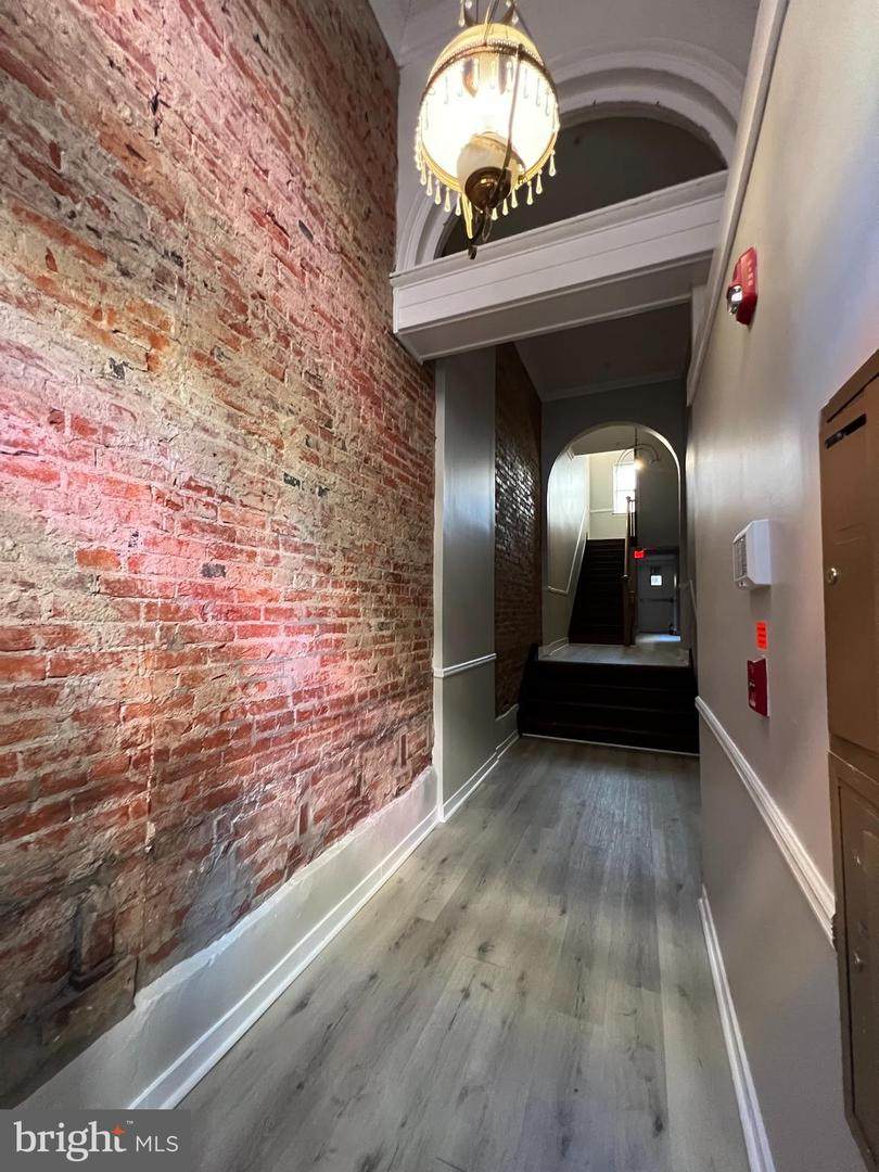 1206 Walnut Street - Photo 1