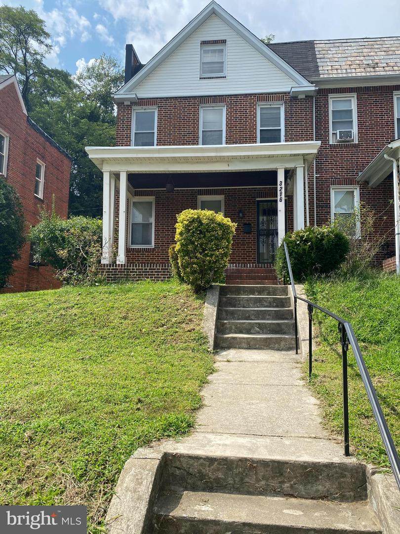 3216 Burleith Avenue - Photo 1