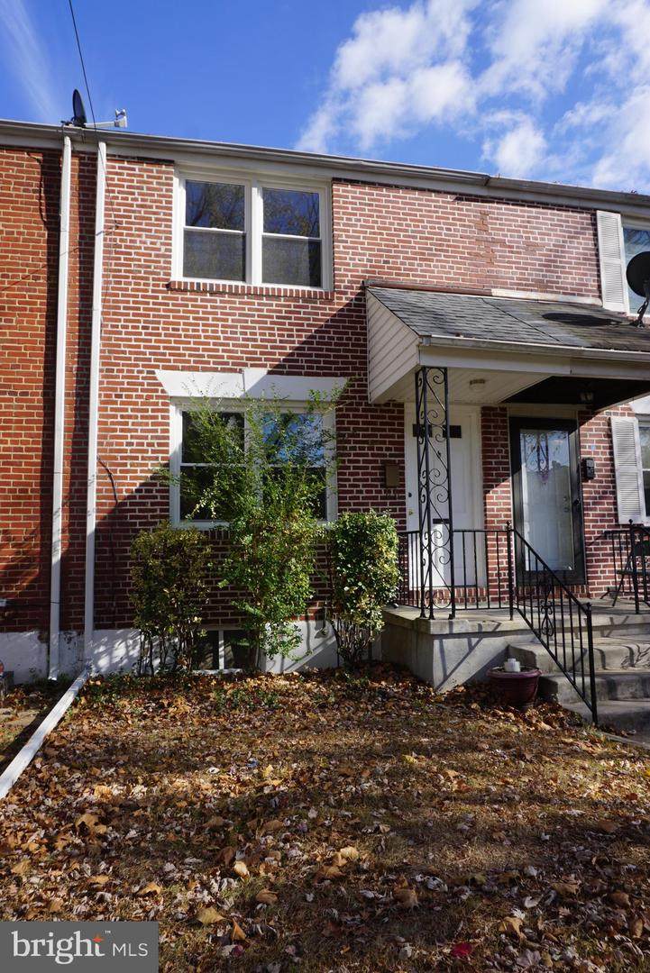 106 Birch Avenue - Photo 1