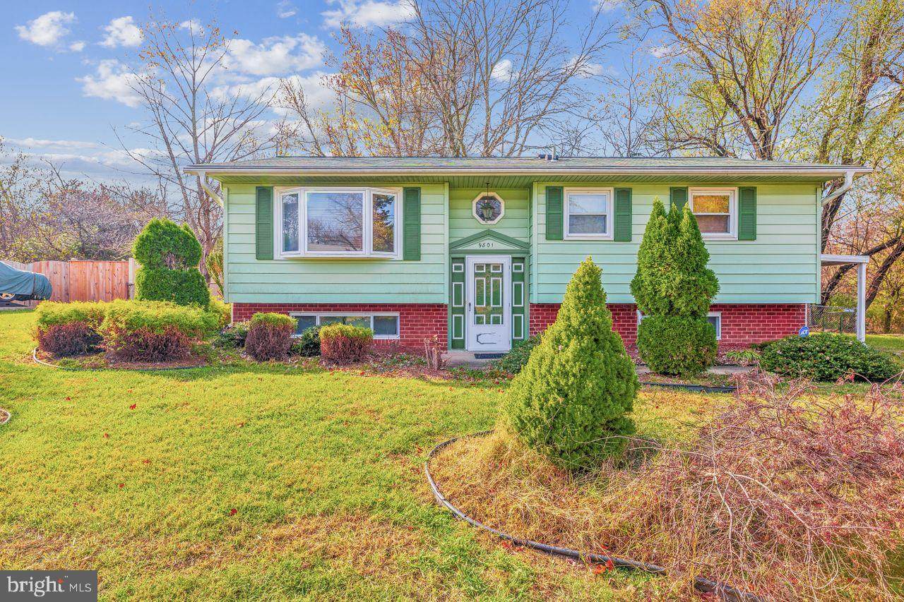 9801 Glen View Drive - Photo 1