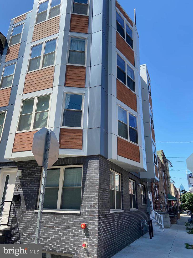 1901 Wharton Street - Photo 1