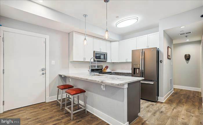 1340 Nicholson Street - Photo 1