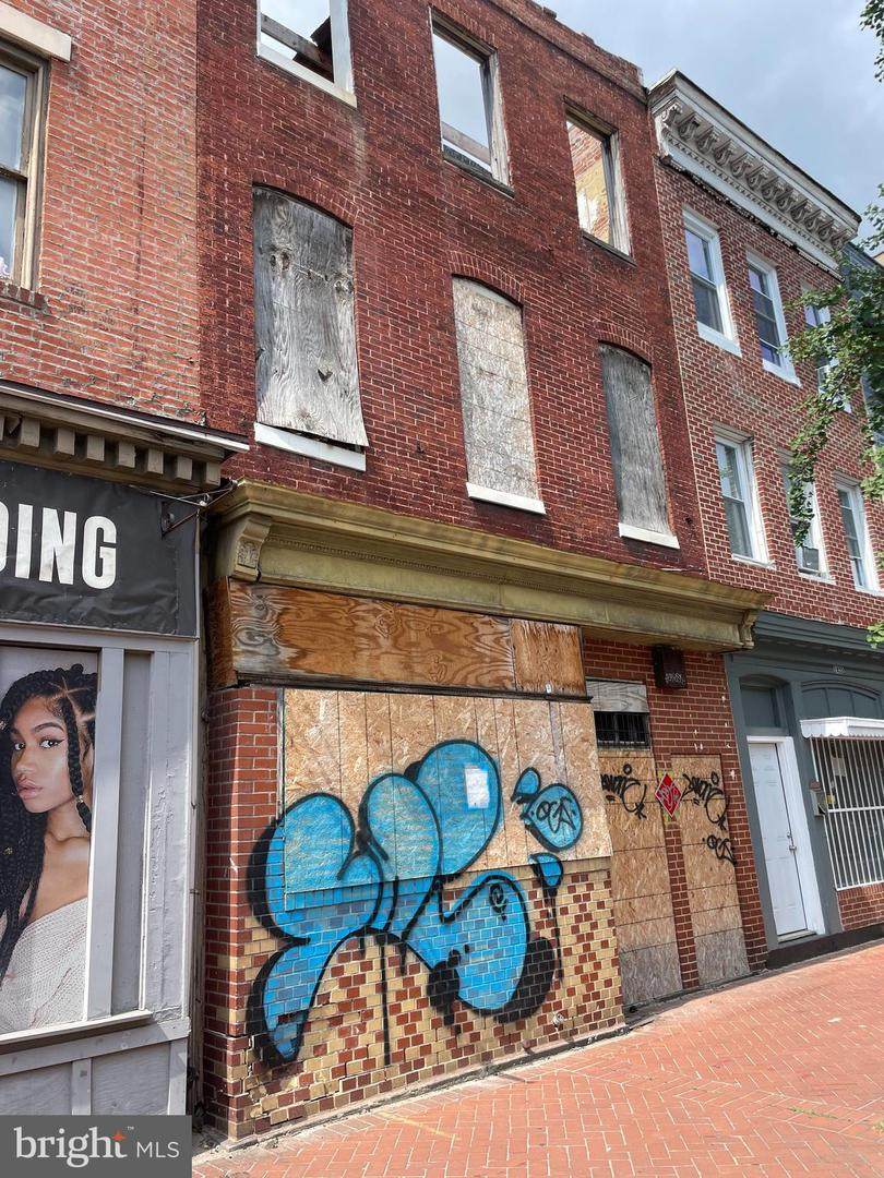 1434 Baltimore Street - Photo 1