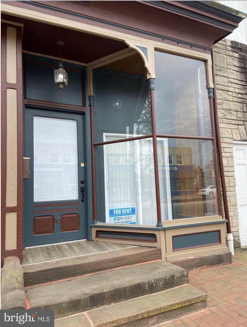10-12 E Broad Street - Photo 1