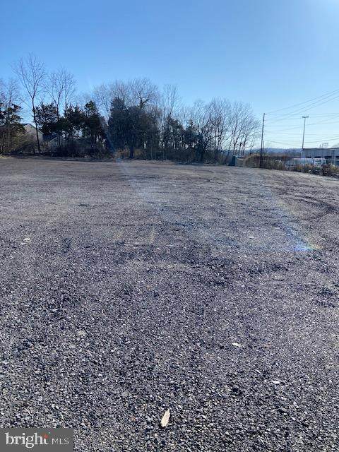 2711 Geryville Pike - Photo 1