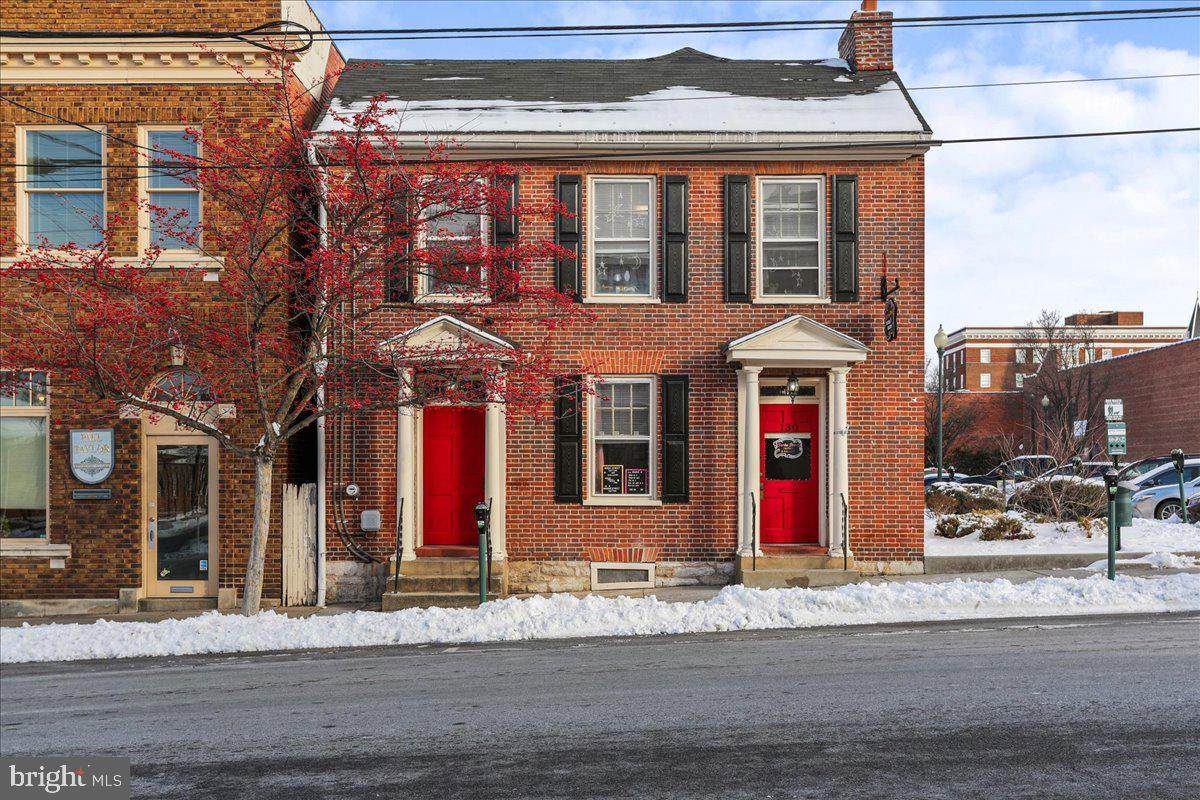 130 Burke Street - Photo 1